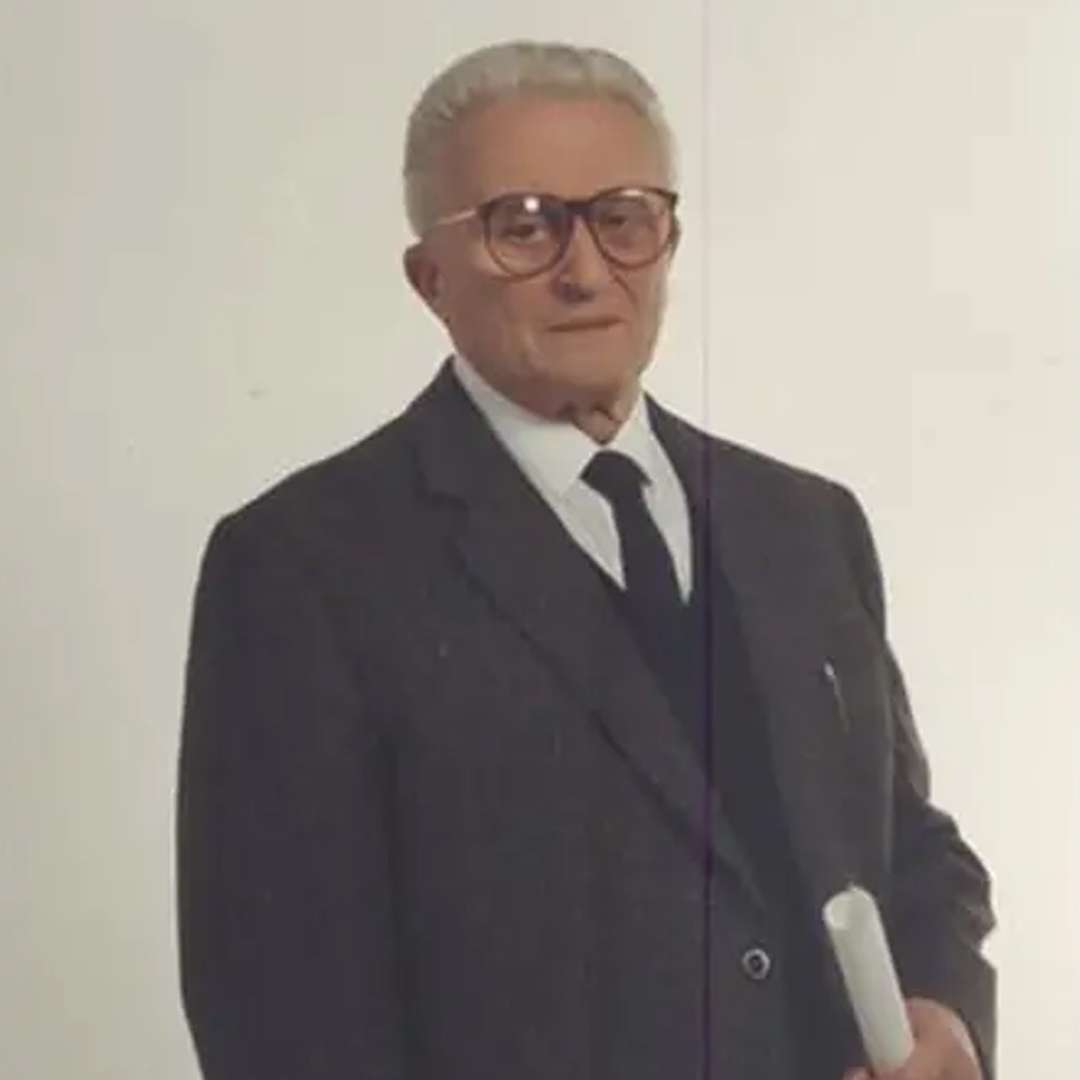 Maestro Virginio Cav. Macchi